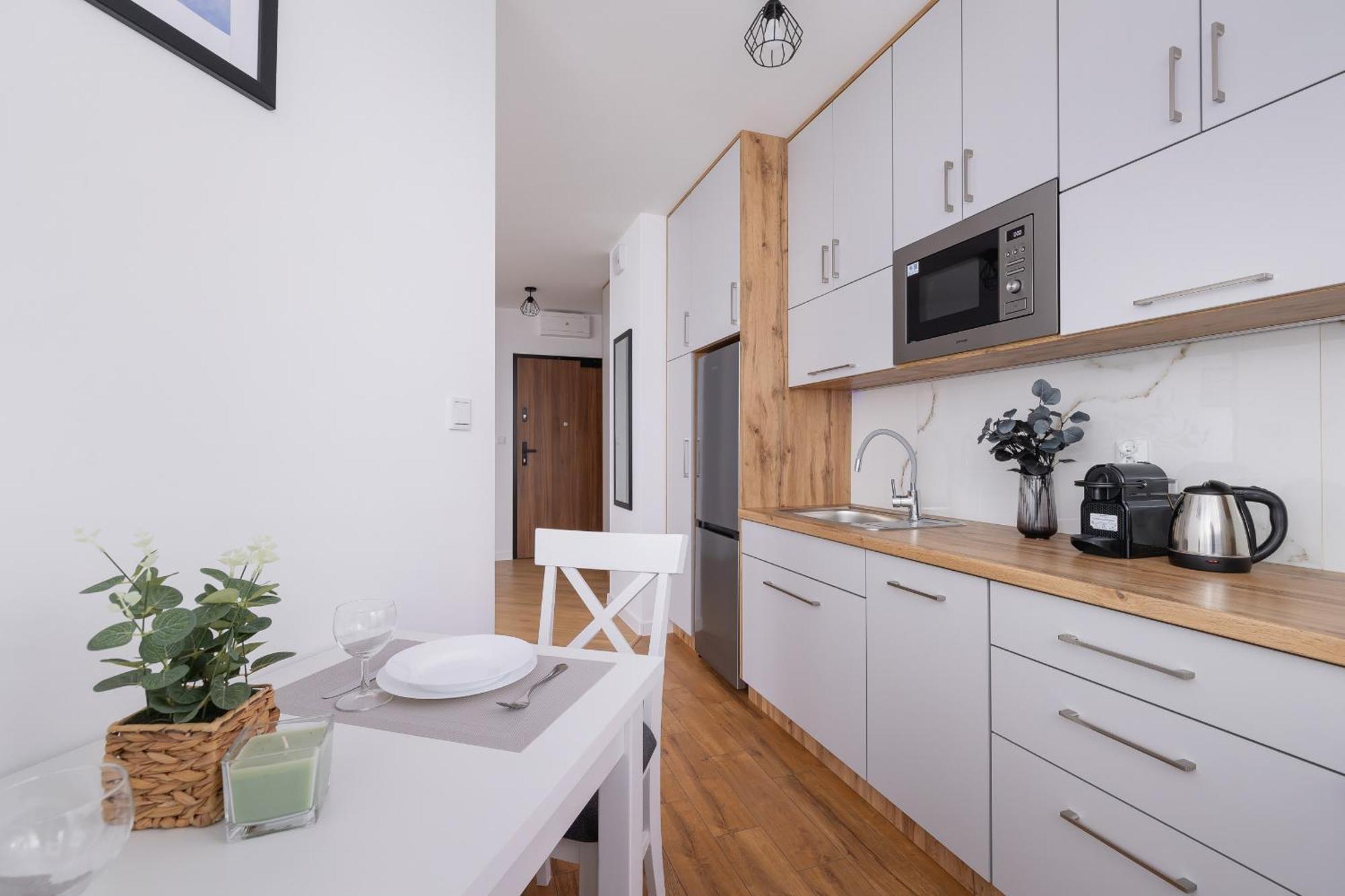 Modern Apartment With Parking Near Tauron Arena By Rent Like Home Cracóvia Exterior foto